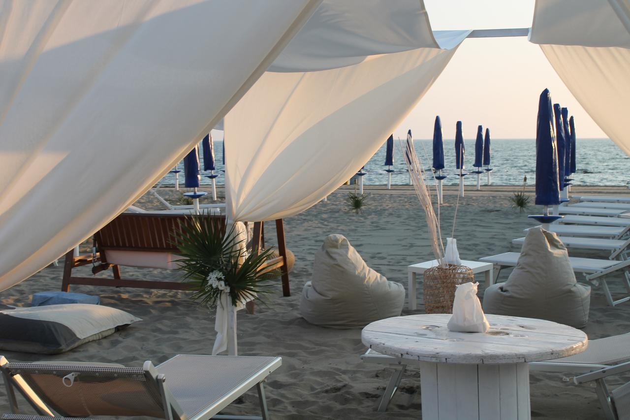 B&B Fiumicino Airport Resort エクステリア 写真