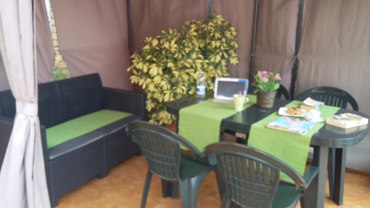B&B Fiumicino Airport Resort エクステリア 写真